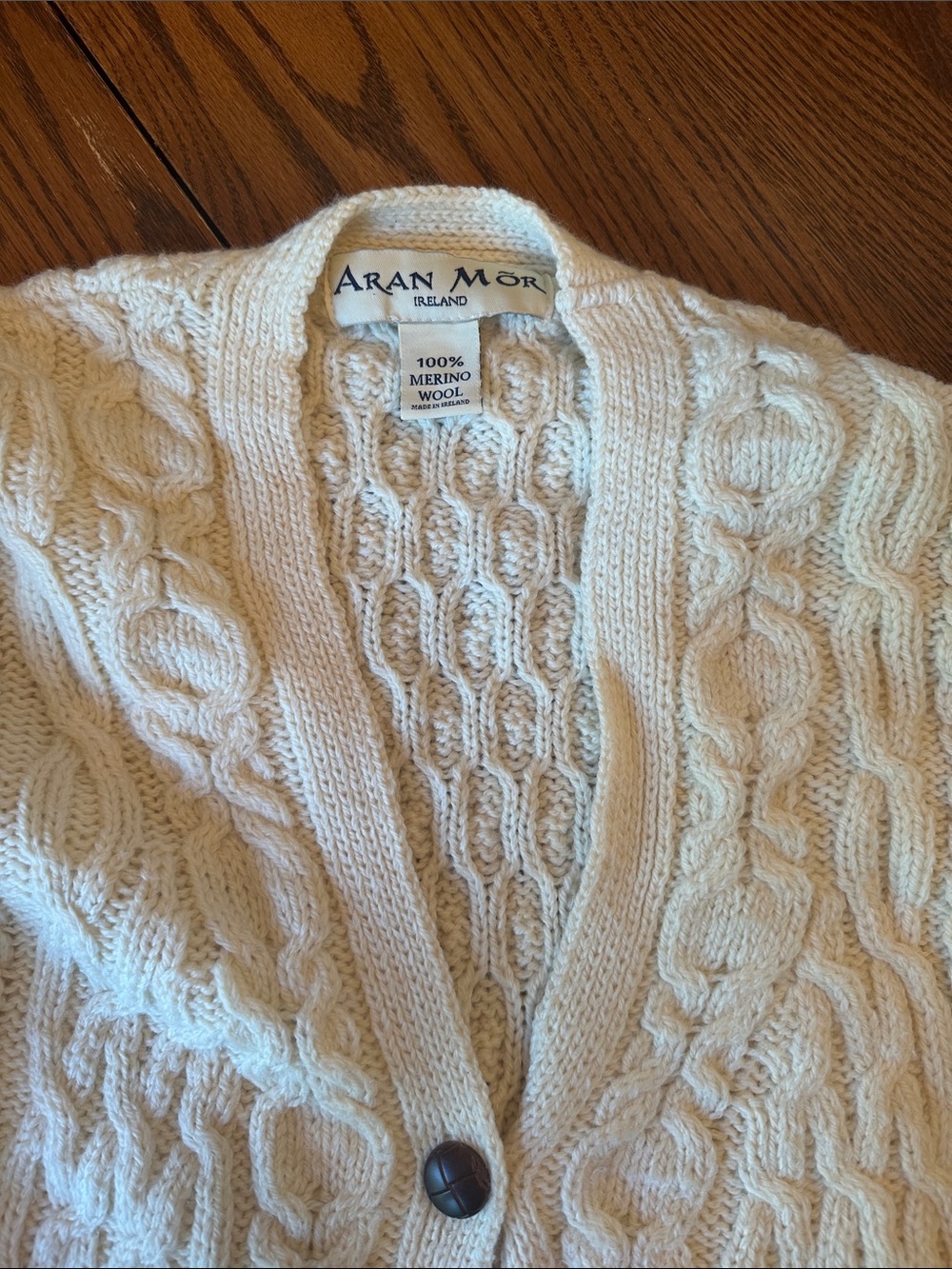 Aran Mor Cream Merino Wool Cable Knit Sweater